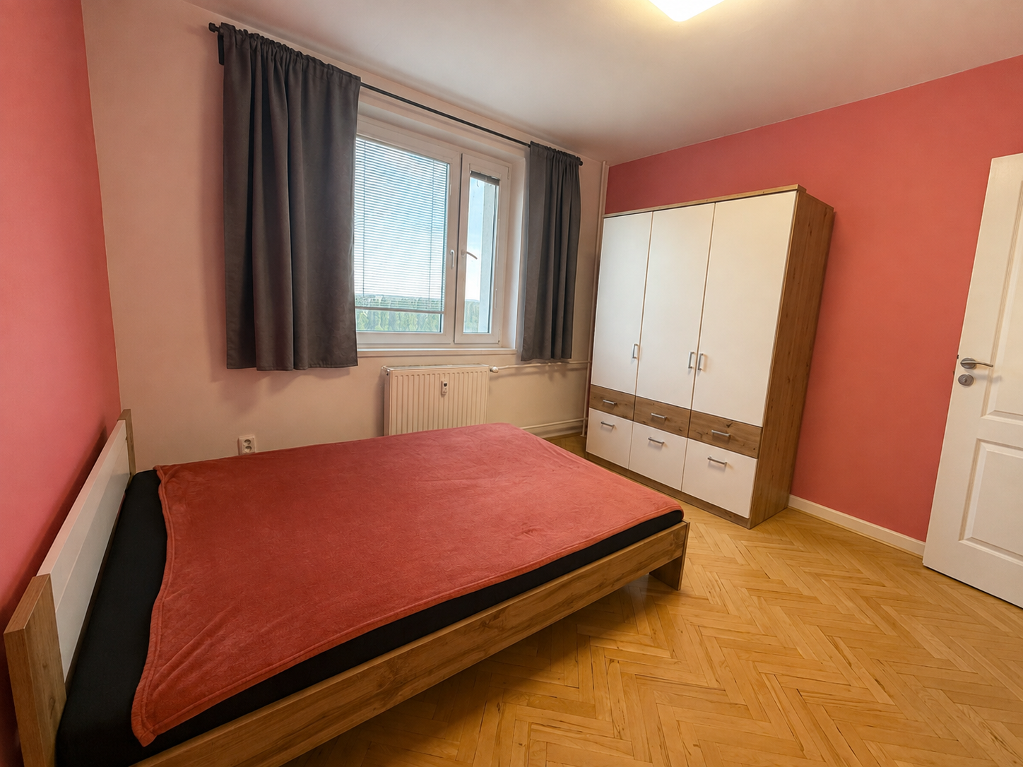 Prenájom samostatnej spálne v 3-izbovom byte – Ždiarska, KOŠICE